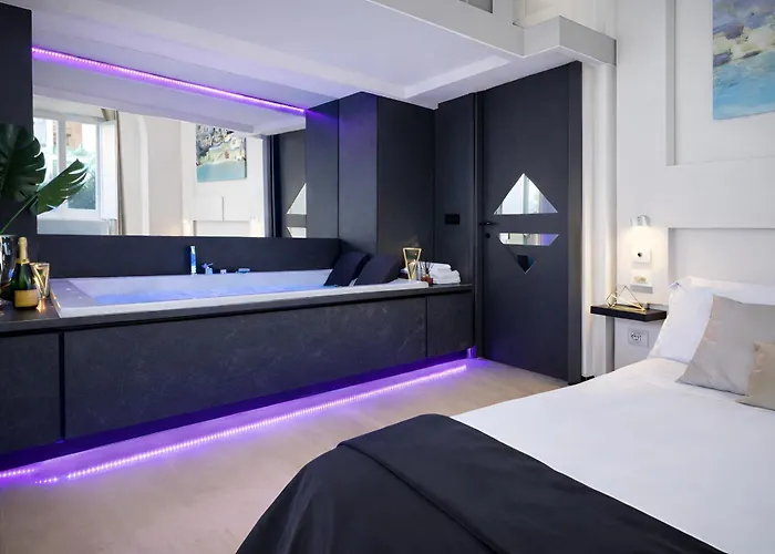 Апартаменты Lux- Spanish Steps 60a Exclusive *
