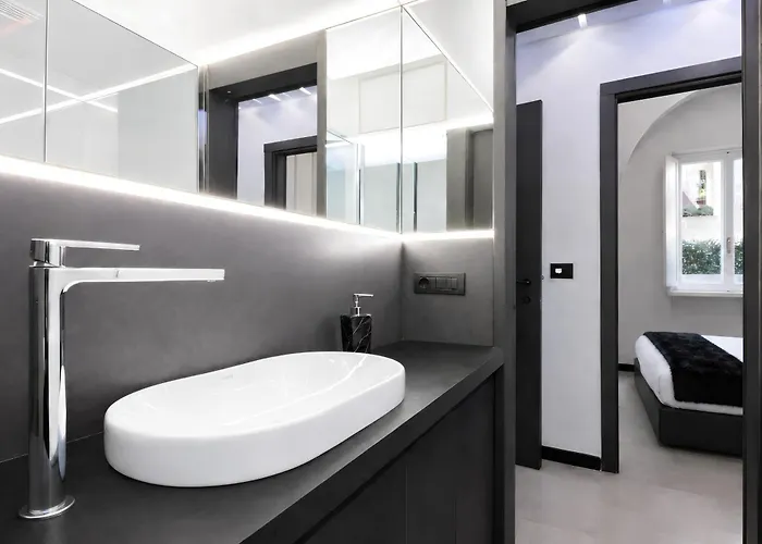 Апартаменты Lux- Spanish Steps 60a Exclusive Рим