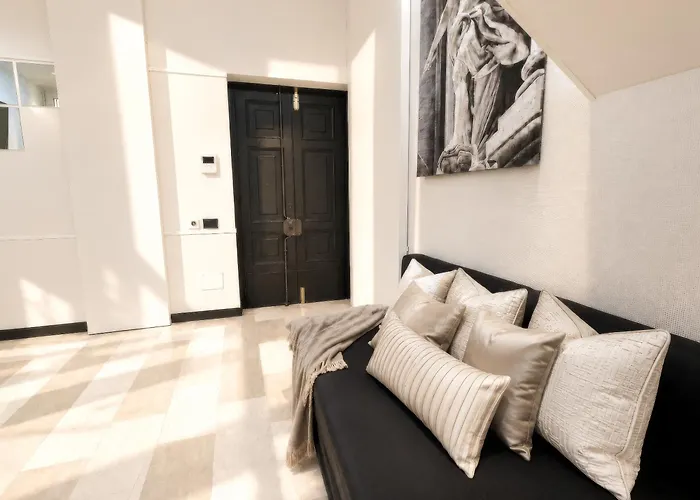 Апартаменты Lux- Spanish Steps 60a Exclusive *
